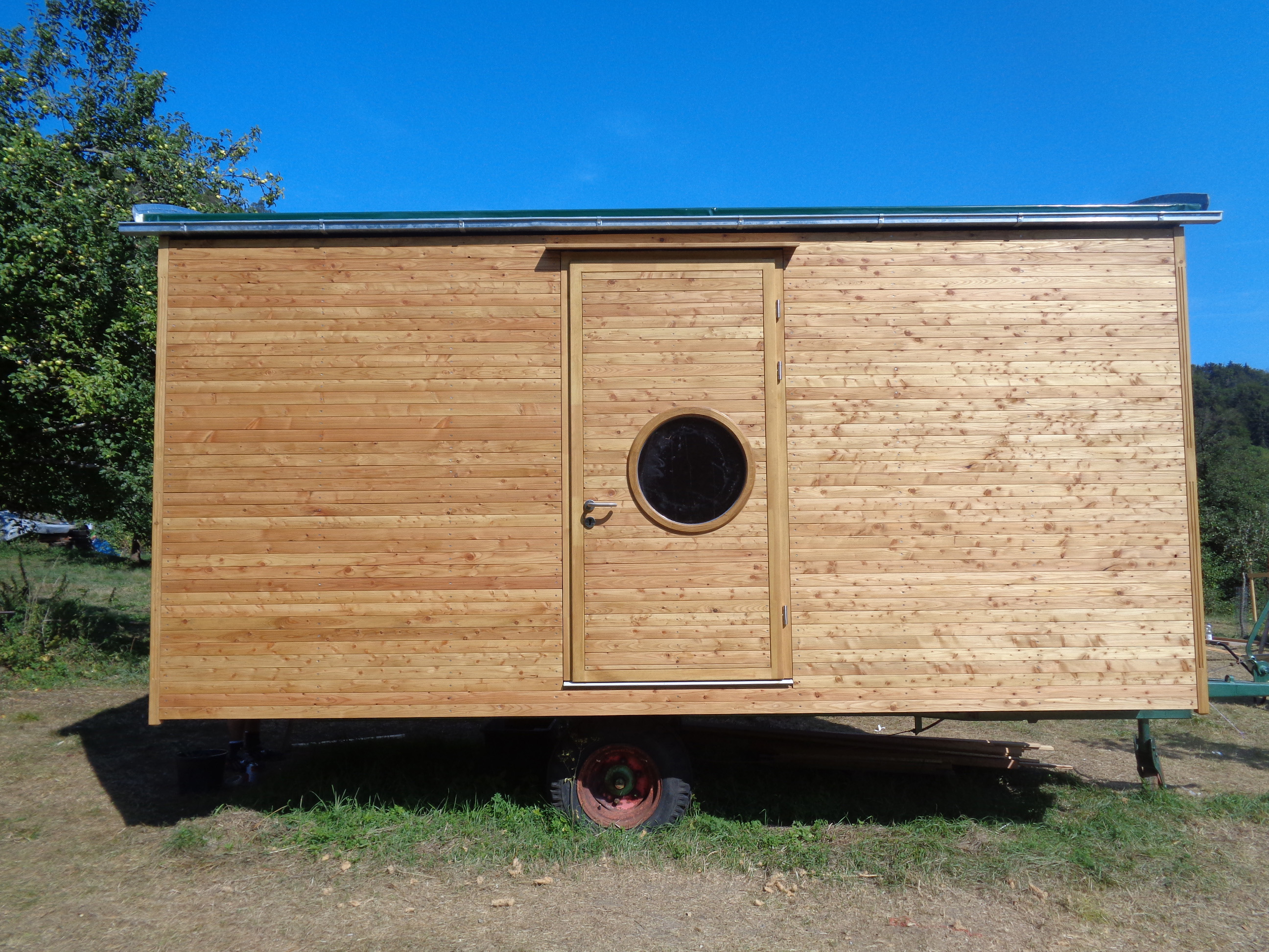 sommerbaustelle_bauwagen_15